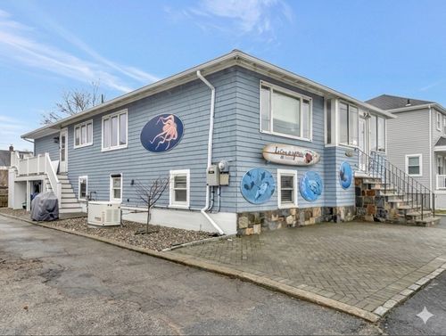 48-A B St, Hull, MA, 02045-1941 | Card Image