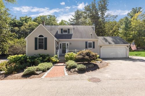 18-18 Cedarledge Vlg, Cohasset, MA, 02025-1221 | Card Image