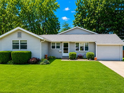 1105 Avenue I, Sterling, IL, 61081-2170 | Card Image