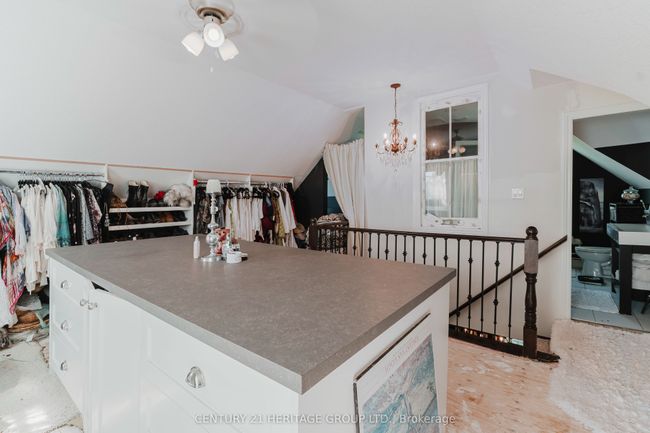 ON - 2090 Highway 26, House other with 3 bedrooms, 2 bathrooms and 3 parking in Springwater ON | Image 18