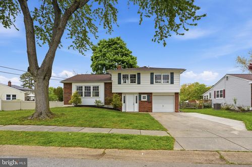 4 Pinedale Rd, NEWARK, DE, 19711-5526 | Card Image
