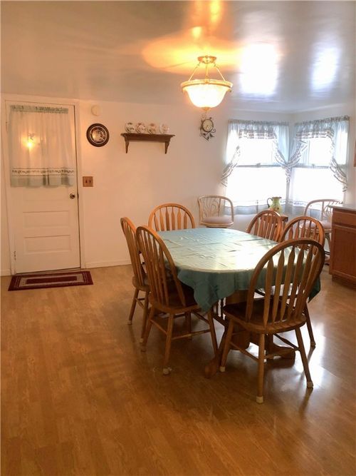 137 Shag Bark Ln, Oneonta, NY, 13820-3362 | Card Image