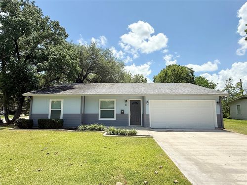 51 Lupine Ct, Lake Jackson, TX, 77566-5339 | Card Image