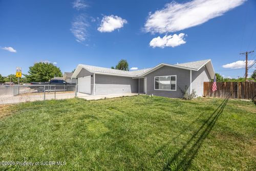 525 Ginger Street, Bloomfield, NM, 87413 | Card Image