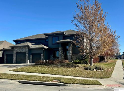 3803 N 189th St, Elkhorn, NE, 68022-1209 | Card Image