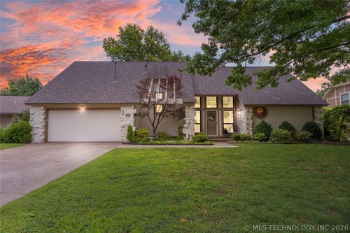 8713 S 69th Eastavenue, Tulsa, OK, 74133 | Card Image
