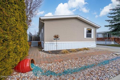 1865 W Windermere Ave, Coeur D Alene, ID, 83815-9443 | Card Image