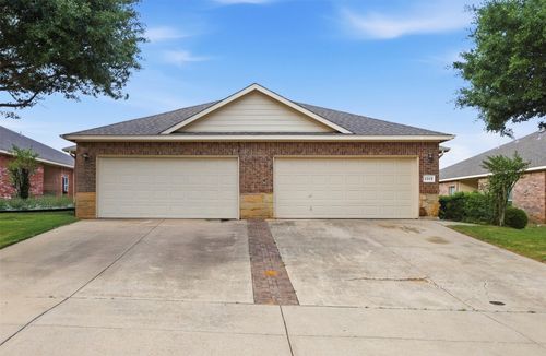 1312 Piedmont Dr, Mansfield, TX, 76063-6042 | Card Image