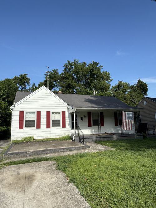 2803 Nelson Dr, Hopkinsville, KY, 42240-4740 | Card Image
