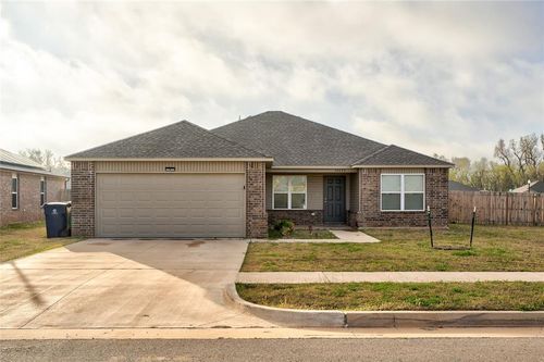 10620 Sw 23rd Ter, Yukon, OK, 73099-2677 | Card Image