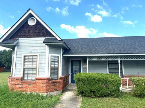 apt-a-117 Quail Cv, Lockhart, TX, 78644-4742 | Card Image