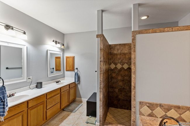 859 Indigo Run Dr, House other with 4 bedrooms, 3 bathrooms and null parking in Bulverde TX | Image 40