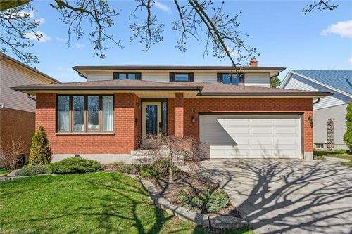 83 Pinnacle Cres, Guelph, ON, N1K1P5 | Card Image
