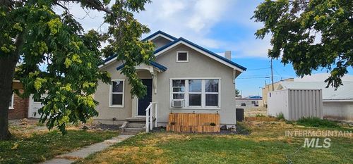 213 Ehrgood Ave, Nyssa, OR, 97913-3972 | Card Image