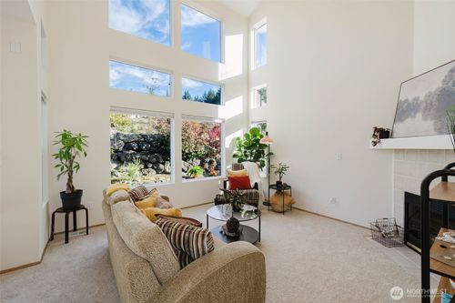 11658 Breckenridge Ln Nw, Silverdale, WA, 98383-7812 | Card Image