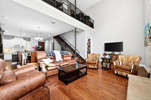 203-555 Via Amalfi, Irving, TX, 75039-2859 | Card Image