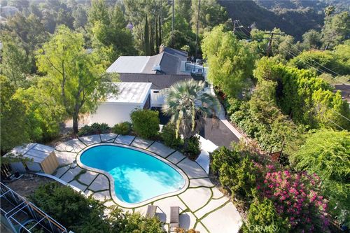 2600 Topanga Skyline Dr, Topanga, CA, 90290-4057 | Card Image