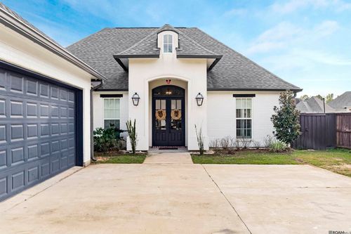 37359 Cypress Hollow Ave, Prairieville, LA, 70769-4425 | Card Image