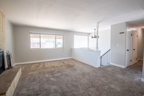233 W 5250 S, Washington Terrace, UT, 84405-6544 | Card Image