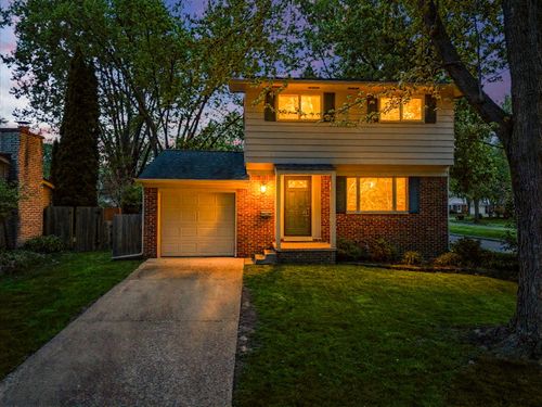 683 Canterbury Dr, Saline, MI, 48176-1590 | Card Image