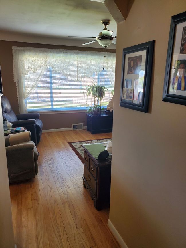 287 Leroy Ave, House other with 3 bedrooms, 2 bathrooms and null parking in Clawson MI | Image 10