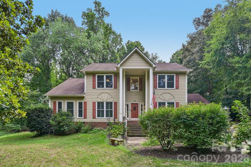 9139 Magnolia Estates Dr, Cornelius, NC, 28031-7853 | Card Image