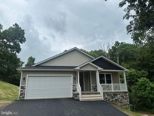 99 Woodbrier Ln, BERKELEY SPRINGS, WV, 25411-7076 | Card Image