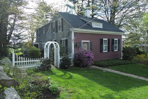 17 S Main St, Petersham, MA, 01366-9755 | Card Image