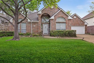 5202 Hawks Nest, House other with 3 bedrooms, 2 bathrooms and null parking in Mckinney TX | Image 3