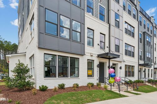 unit-101-10543 Pleasant Branch Dr, Raleigh, NC, 27614 | Card Image