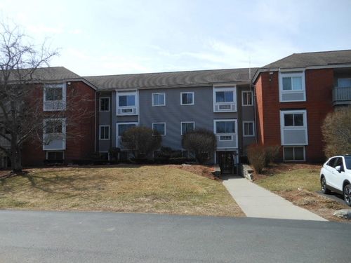 apt-26-113 Cluff Crossing Rd, Salem, NH, 03079-5307 | Card Image