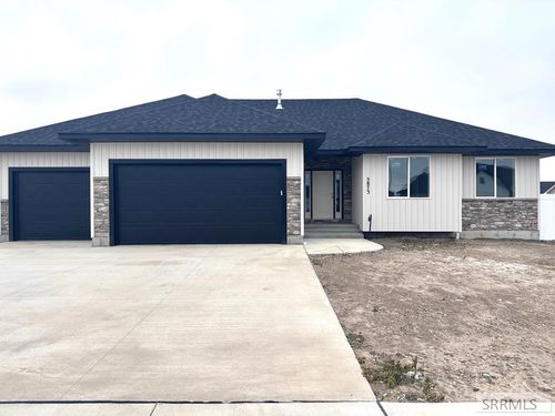 5873 Macrae Dr, Idaho Falls, ID, 83402-6012 | Card Image