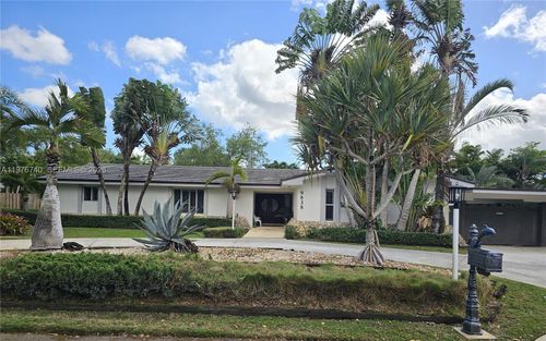 9838 Sw 94th Ter, Miami, FL, 33176 | Card Image