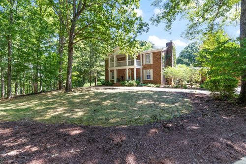 7422 Indian Creek Rd, Mc Ewen, TN, 37101-4043 | Card Image