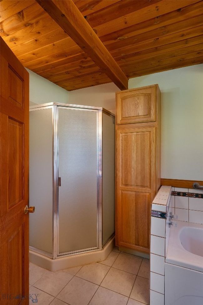 33 Sky Ln, House other with 3 bedrooms, 3 bathrooms and null parking in Sheridan MT | Image 33