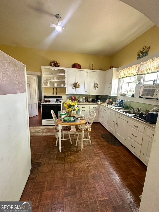 294 Eleventh St, House other with 3 bedrooms, 2 bathrooms and null parking in Trion GA | Image 18