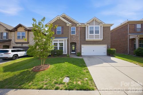 2284 Barrowcliffe Dr Nw, Concord, NC, 28027-3325 | Card Image