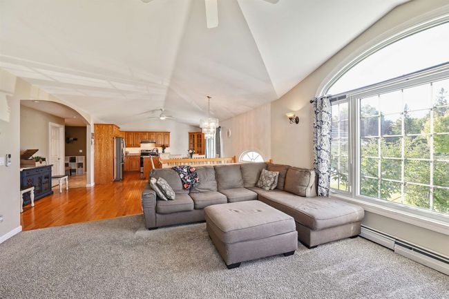 371 Memphremagog Vw, House other with 4 bedrooms, 3 bathrooms and null parking in Newport VT | Image 22