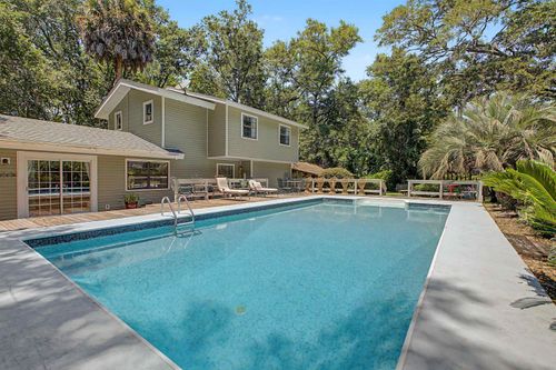 89 Henry Dr, CRAWFORDVILLE, FL, 32327-4452 | Card Image