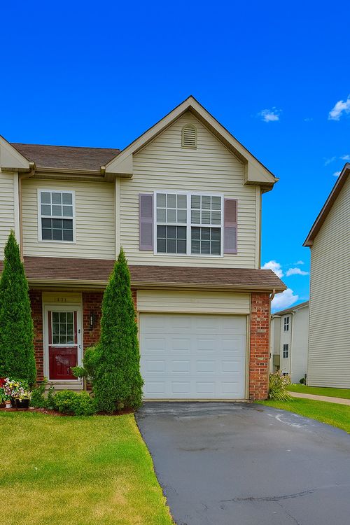 14-611 Southtowne Dr, Belvidere, IL, 61008-5631 | Card Image