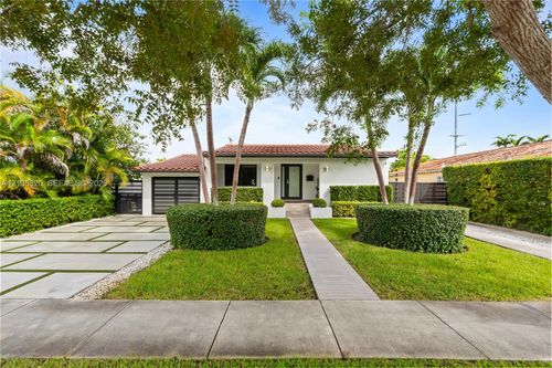6217 Sw 16th St, Miami, FL, 33155-2001 | Card Image