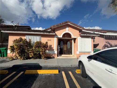 81-9069 Nw 121st Ter, Hialeah Gardens, FL, 33018-4173 | Card Image