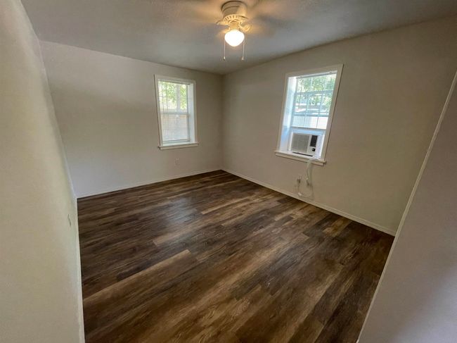 201 S Rhomberg St, House other with 2 bedrooms, 1 bathrooms and null parking in Burnet TX | Image 5