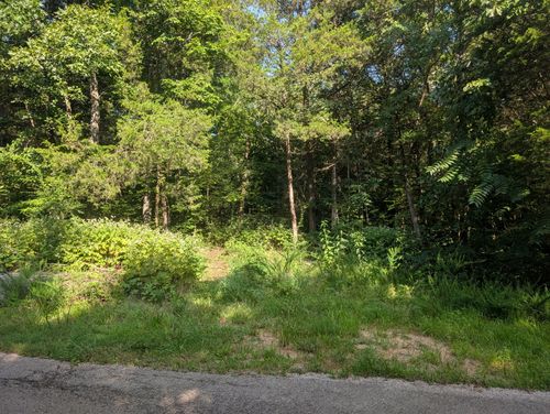 1256 Spence Ln, Lewisburg, TN, 37091-6400 | Card Image