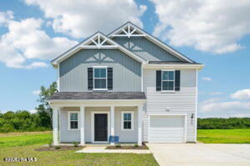 211 Hallwood Drive, Pikeville, NC, 27863 | Card Image