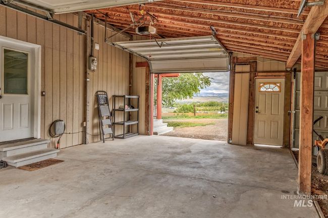 2445 Orchard Rd, House other with 4 bedrooms, 3 bathrooms and 4 parking in Council ID | Image 39