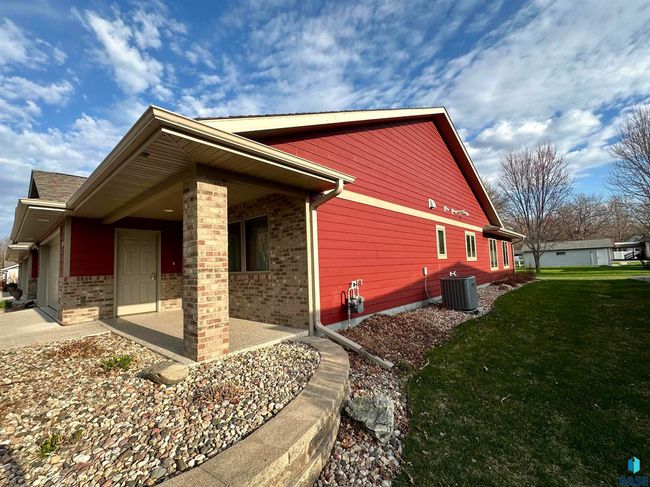 505 E Barck Ave, House other with 2 bedrooms, 2 bathrooms and null parking in Luverne MN | Image 28