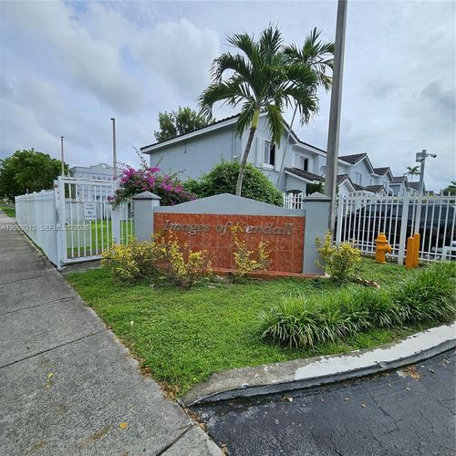 1703-7981 Sw 152nd Ave, Miami, FL, 33193-3223 | Card Image