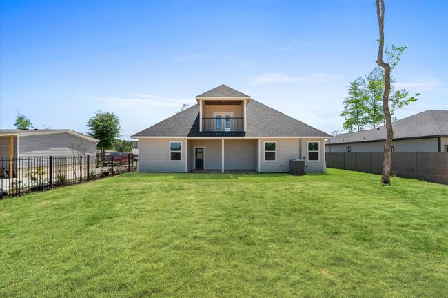Massive 14, 000 SF backyard with no back neighbors | Image 34
