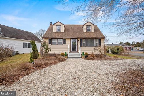 120 Cox Ave, Tuckerton, NJ, 08087-2518 | Card Image